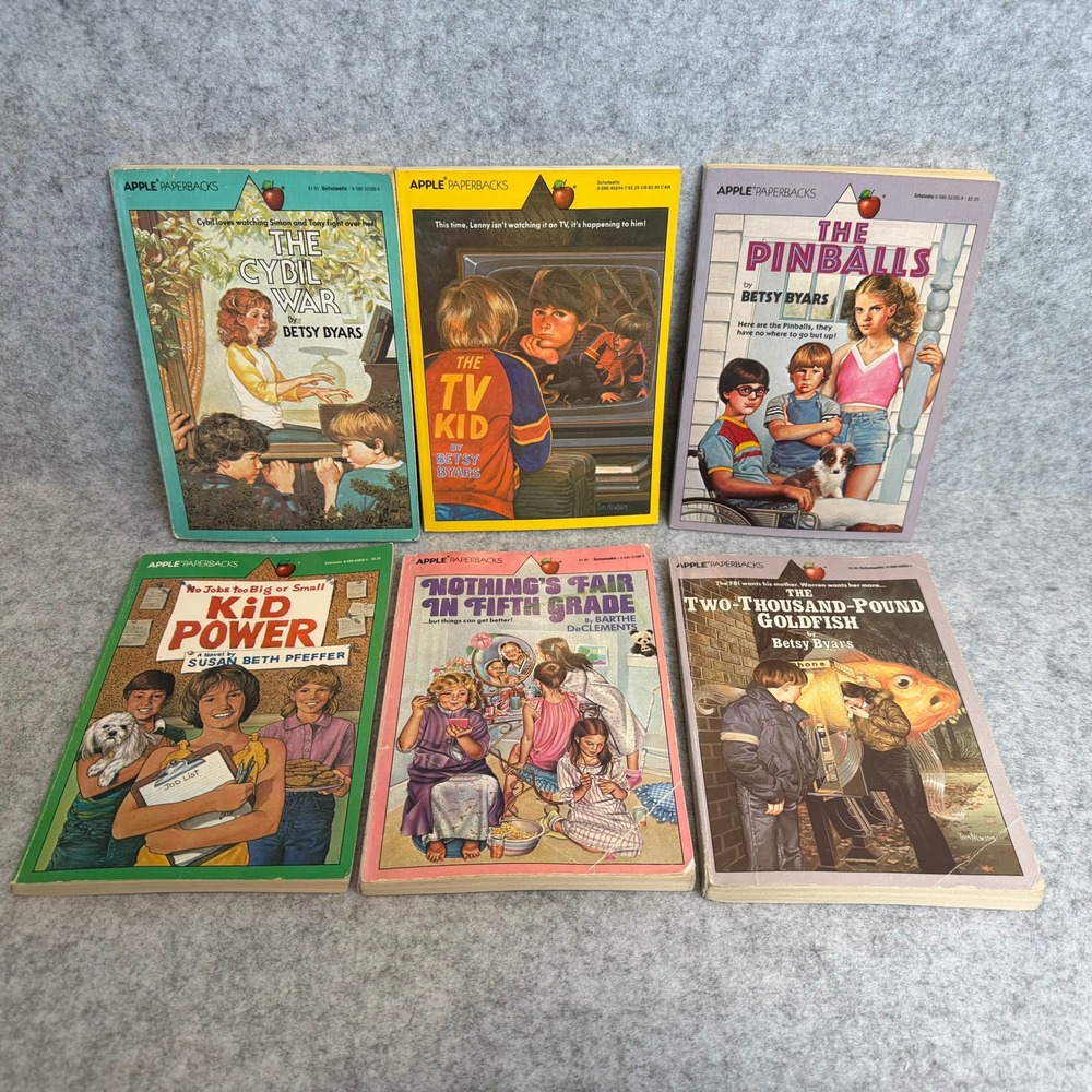 Bundle of 7 Vintage Apple Paperbacks Fiction Chapter Books